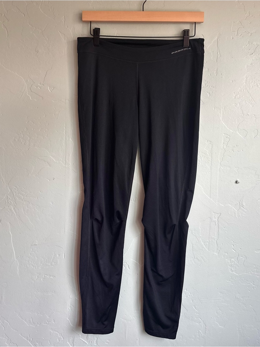 Paradox Women's Black Gathered Knee Active Leggings Size Medium